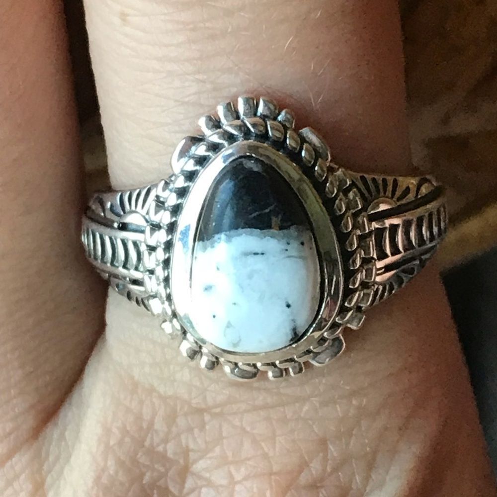 White Buffalo Sterling Silver Ring Size 10